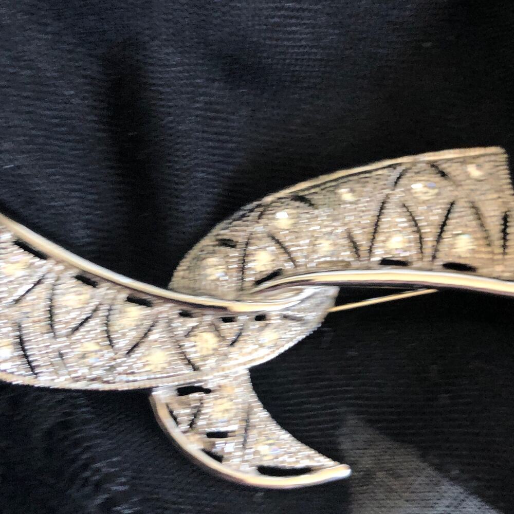 Vintage Art Deco Silver Tone Pave with Crystal Rhinestones Brooch Pin